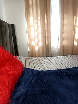 Snapshot of Golden_diver chatting on 11.05.25 Golden diver online show from 11.05.25