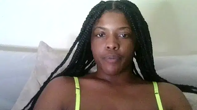 Snapshot of CaramelGoddessxoxo chatting on 05.17.26 CaramelGoddessxoxo online show from 05.17.26
