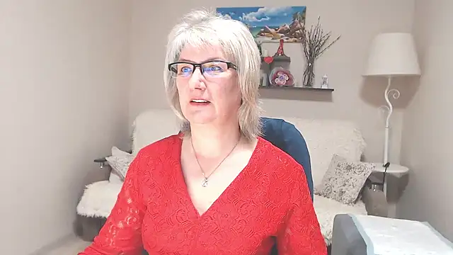 Snapshot of FleurMays chatting on 05.22.26 FleurMays online show from 05.22.26