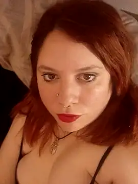 Snapshot of melanieagus31 chatting on 10.02.25 melanieagus31 online show from 10.02.25
