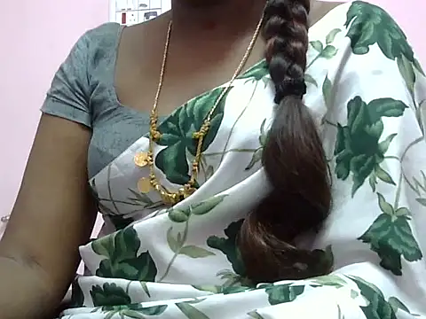 Snapshot of Hot_akshara chatting on 11.05.25 Hot akshara online show from 11.05.25