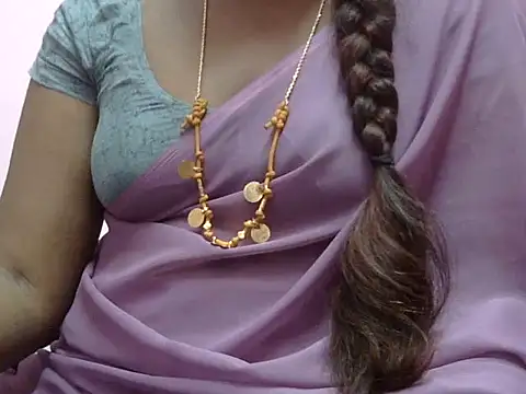 Snapshot of Hot_akshara chatting on 04.14.26 Hot akshara online show from 04.14.26