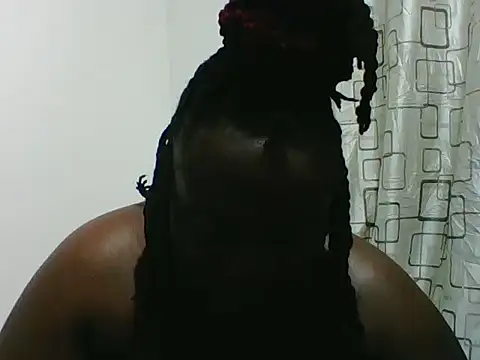 Snapshot of Hotwife8 chatting on 04.29.26 Hotwife8 online show from 04.29.26