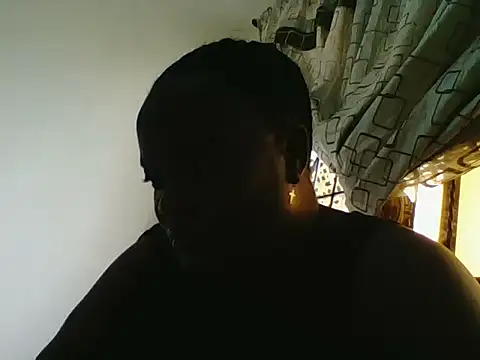 Snapshot of Hotwife8 chatting on 06.02.26 Hotwife8 online show from 06.02.26