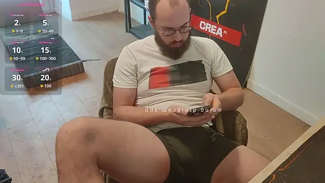 Snapshot of azagoul222 chatting on 03.24.26 azagoul222 online show from 03.24.26