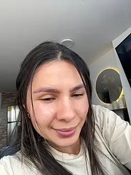 SofiaG  online show from 11.05.25