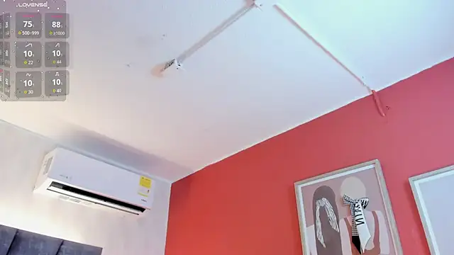 Snapshot of Ada__lee_ chatting on 12.18.25 Ada lee online show from 12.18.25