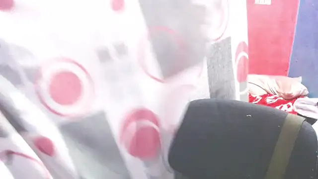 Snapshot of loretybig chatting on 04.05.26 loretybig online show from 04.05.26