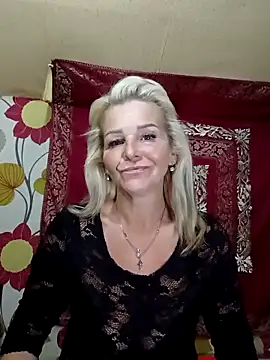 CassandraSandra44 online show from 02.15.25