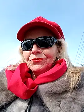 CassandraSandra44 online show from 02.25.25