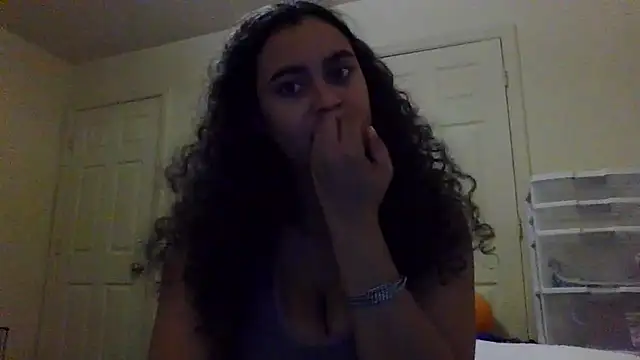 cinnaminnie online show from 01.17.25