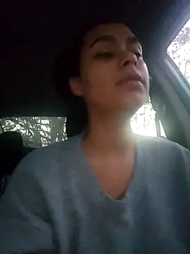 cinnaminnie online show from 03.16.25