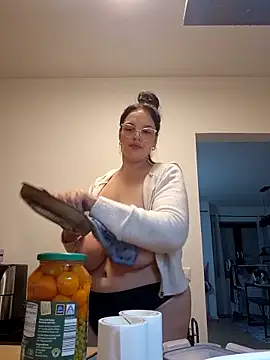 Jujuicy 97 online show from 11.14.25