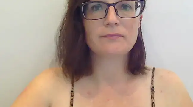 Snapshot of CrimsonMistress chatting on 01.14.25 CrimsonMistress online show from 01.14.25