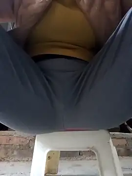 JasminePham online show from 01.12.25