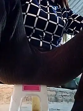 JasminePham online show from 01.14.25