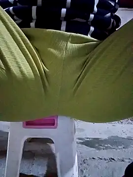 JasminePham online show from 01.19.25