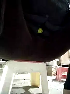 JasminePham online show from 01.21.25