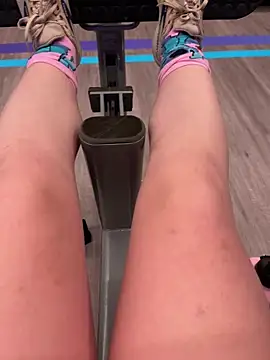 Snapshot of brooklynivy chatting on 09.10.25 brooklynivy online show from 09.10.25