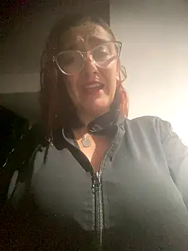 anastasia and jordan online show from 10.26.25