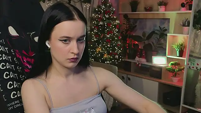 KiraLiLime online show from 03.05.25