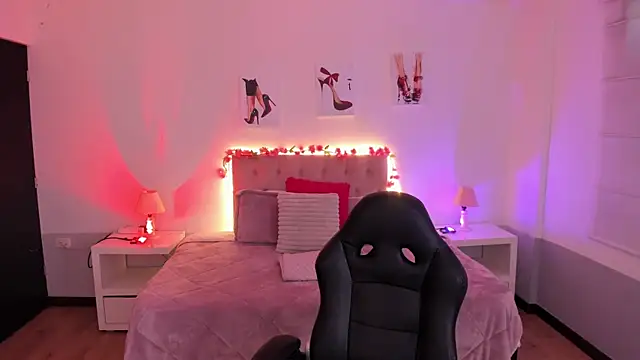 Snapshot of _Charlotte_evans_1 chatting on 10.08.25 Charlotte evans 1 online show from 10.08.25