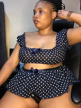 Anaelle24 online show from 02.05.26