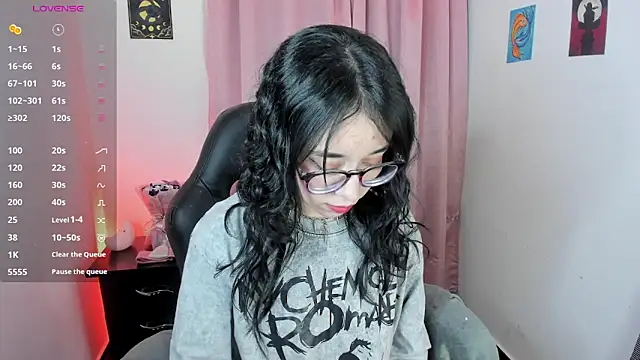 Snapshot of indra_cam chatting on 02.23.26 indra cam online show from 02.23.26