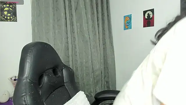 Snapshot of indra_cam chatting on 06.05.26 indra cam online show from 06.05.26
