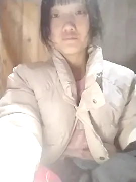 Snapshot of lytamye chatting on 02.26.25 lytamye online show from 02.26.25