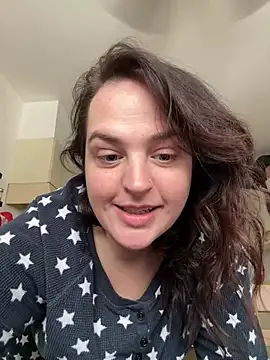 Snapshot of Quinnrose0420 chatting on 02.25.25 Quinnrose0420 online show from 02.25.25