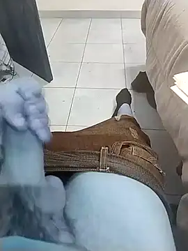 Xtrem3HARDxxx online show from 12.03.24