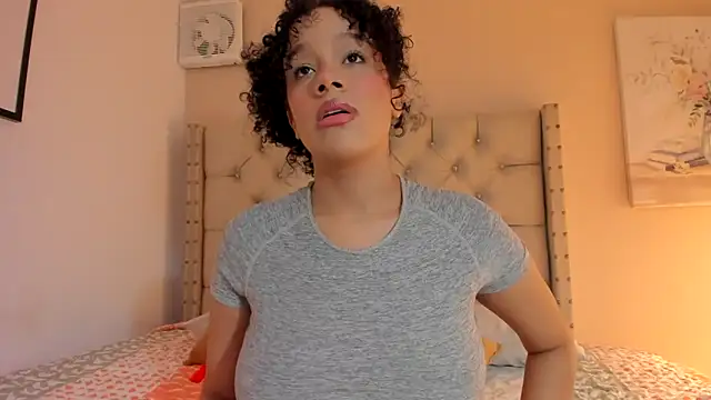 vanesasexyhot21 online show from 12.21.25