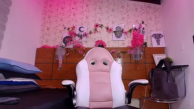 aisha sh online show from 09.11.25