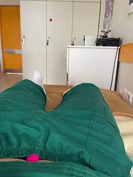 Snapshot of monikaas chatting on 01.21.25 monikaas online show from 01.21.25