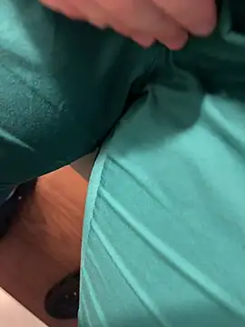 Snapshot of monikaas chatting on 02.19.25 monikaas online show from 02.19.25