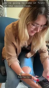 EmyLana online show from 04.17.26