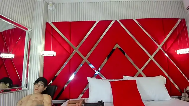 Snapshot of SusanCouper chatting on 05.29.26 SusanCouper online show from 05.29.26
