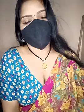 Snapshot of midhly chatting on 12.12.24 midhly online show from 12.12.24