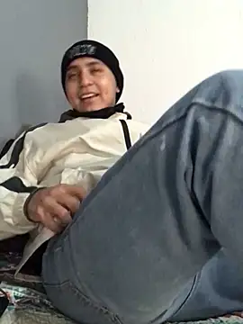 Snapshot of Slow_Kmazutra chatting on 01.21.25 Slow Kmazutra online show from 01.21.25