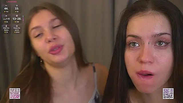 Snapshot of vivid_girls_vg chatting on 03.31.26 vivid girls vg online show from 03.31.26