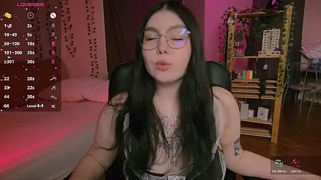 Arizonaa Muse online show from 12.03.25