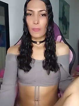 Snapshot of Lanna_hott_ chatting on 05.16.26 Lanna hott online show from 05.16.26
