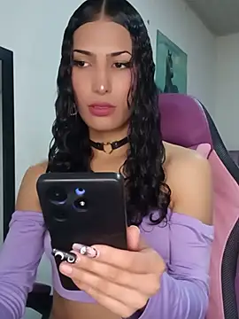 Snapshot of Lanna_hott_ chatting on 05.18.26 Lanna hott online show from 05.18.26