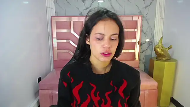 Snapshot of Tyna_ch chatting on 02.20.25 Tyna ch online show from 02.20.25