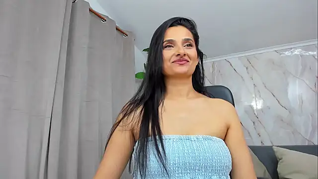 Snapshot of JennaPrice chatting on 08.06.26 JennaPrice online show from 08.06.26