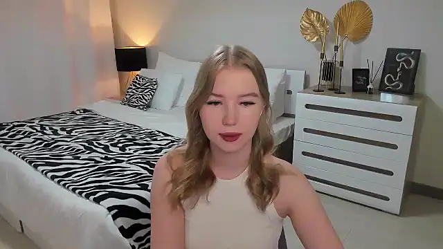 shy  lady online show from 01.28.25