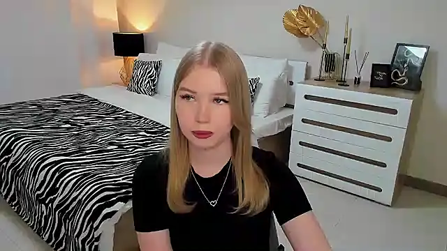 shy  lady online show from 02.27.25