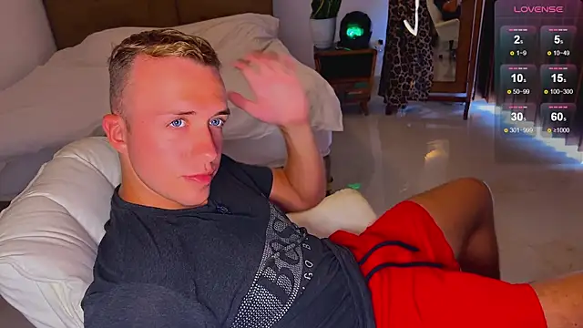 tommy cumfinger online show from 11.24.25