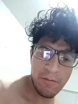 Snapshot of ale3J4a chatting on 03.29.26 ale3J4a online show from 03.29.26